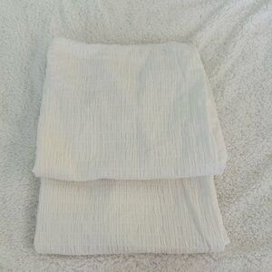 Pottery Barn White Textured Euro Pillow Shams – Set of 2 – EUC